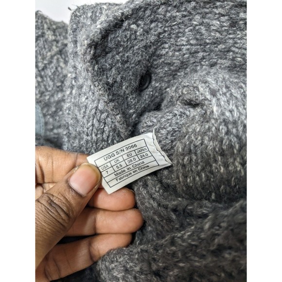 UGG Australia Lattice womens boots Size 7 Tall Knit Gray SN 3066 Winter Shoes - Picture 10 of 11